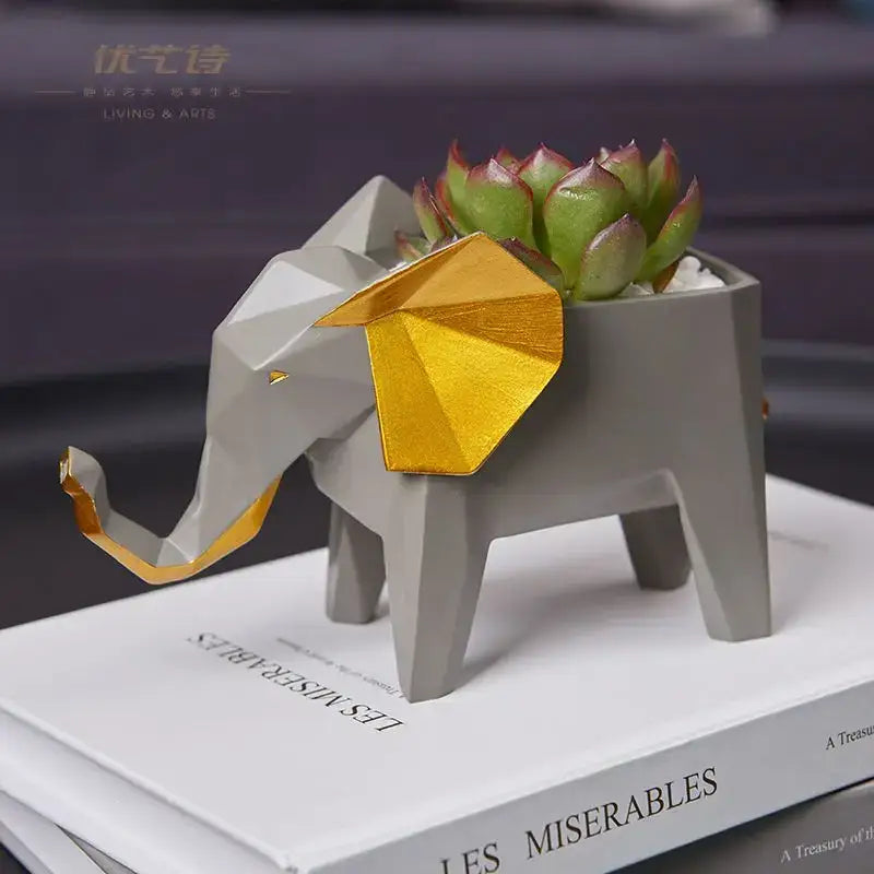 Gray and gold geometric elephant planter with succulent for decorbites giraffe 3d papercraft sculpture living room decor