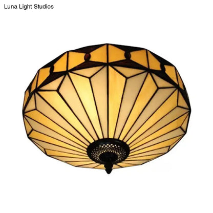 ديكوربايتس™ مصباح سقف من الزجاج الملون بتصميم هندسي لغرفة النوم - تركيب مدمج بضوءين، طراز ميشن - ارتفاع 8.5 بوصة × عمق 16 بوصة