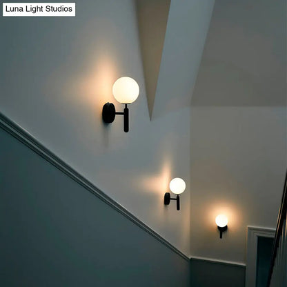 DecorBites™ DecorBites™ Glass Single-Bulb Stairway Wall Sconce with Simple Style Lighting