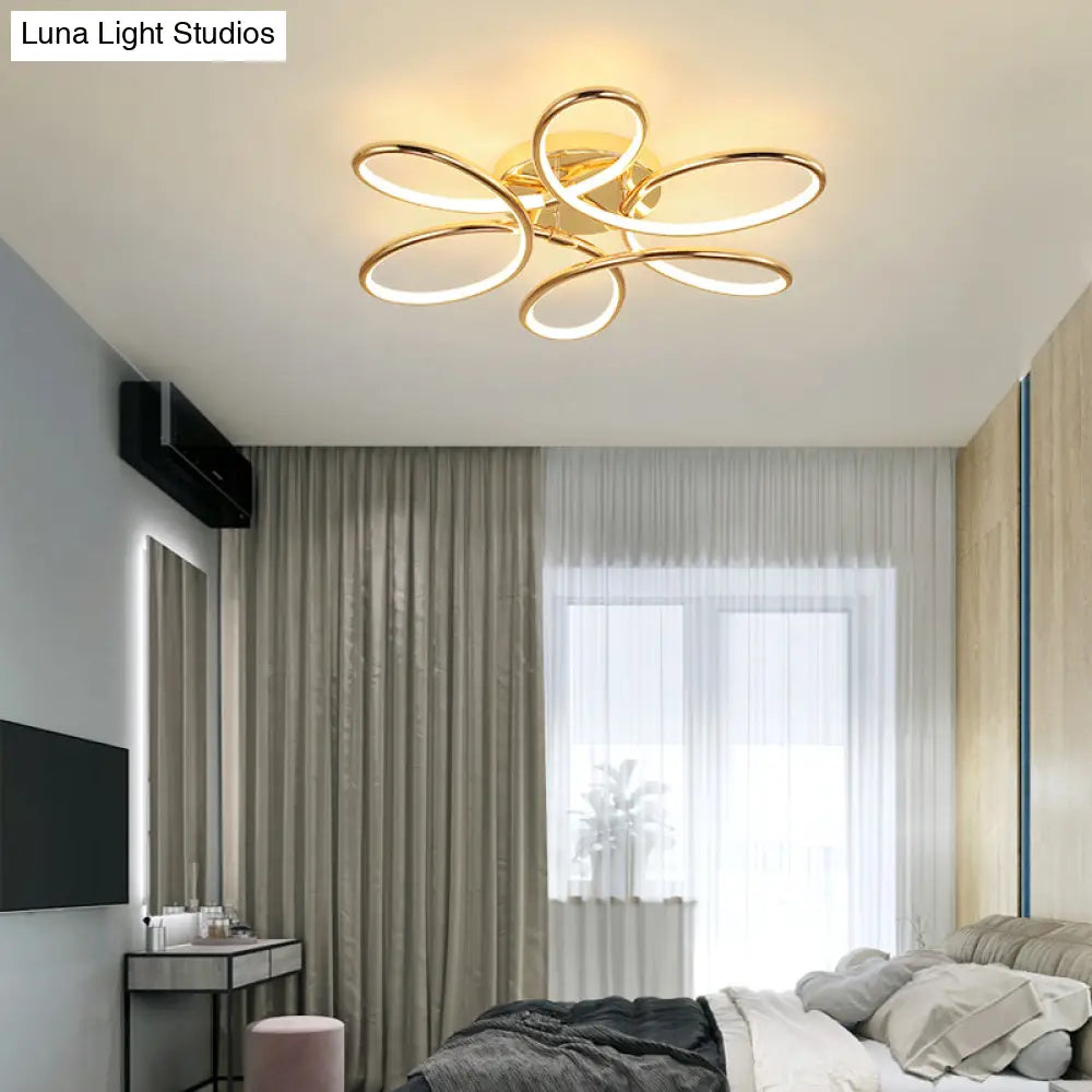 DecorBites™ DecorBites™ Gold Flower LED Flush Mount Ceiling Light - Simplicity meets Elegance