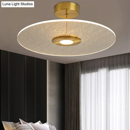 DecorBites™ DecorBites™ Gold LED Bedroom Ceiling Light: Simple Disk-Shaped Flush Mount