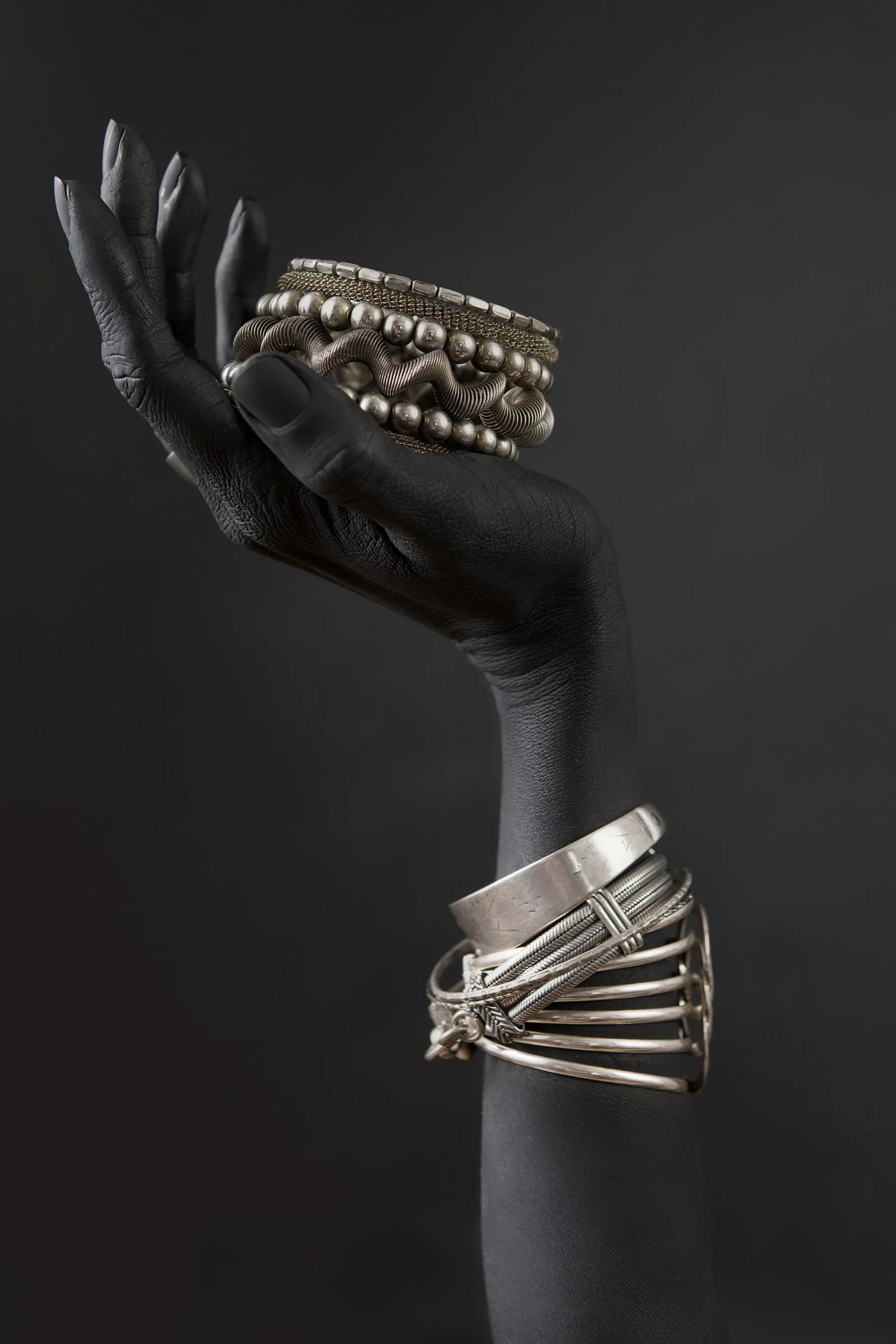 Golden Jewelry African Woman Canvas Art - Burgundy / 40x60cm No Frame