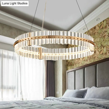 Kit de lámpara colgante LED dorada para dormitorio con lámpara de araña minimalista circular de cristal transparente