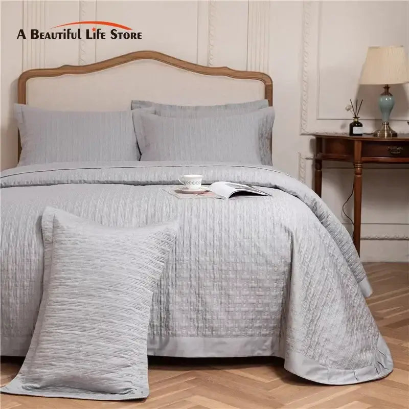 Gray textured egyptian cotton quilt set with matching pillows reversible cotton quilt for bedroom use