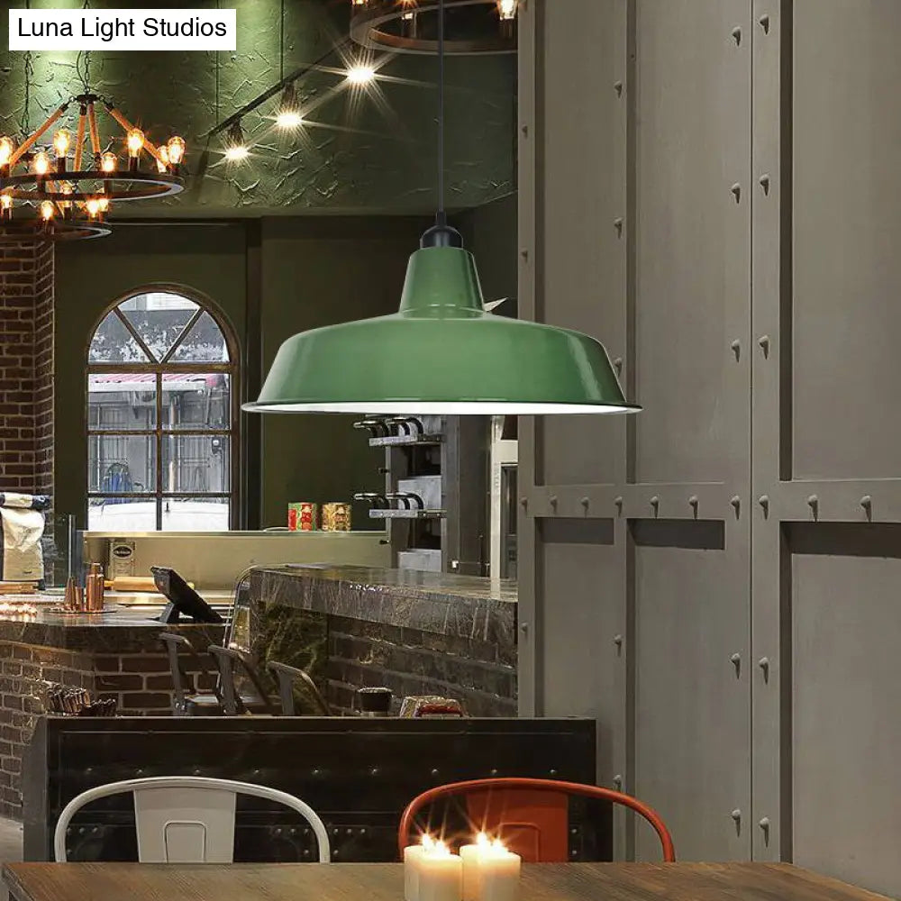 Green Barn Pendant Lamp - Loft Style Metal, 1-Bulb Suspension Light for Dining Room