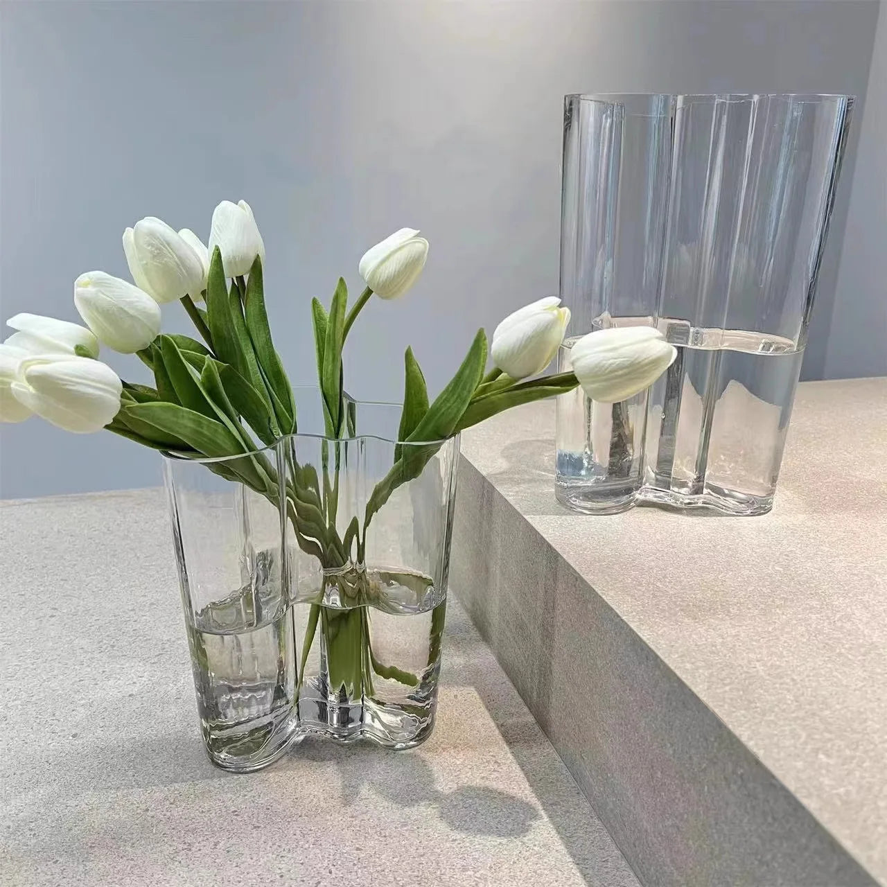 Green Glass Vase for Modern Decor - Vase