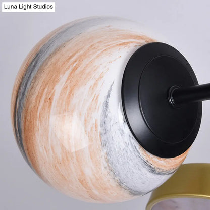 ثريا دائرية من الزجاج المنفوخ يدويًا من DecorBites™ - وحدة إضاءة معلقة معاصرة باللون الذهبي (6/8 مصابيح)