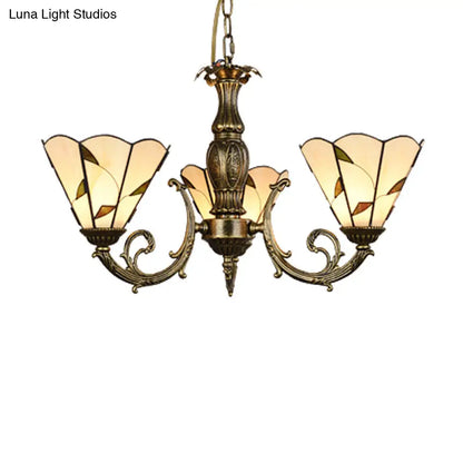 Lámpara de araña de cristal beige tallado a mano con borde festoneado - Lámpara colgante clásica