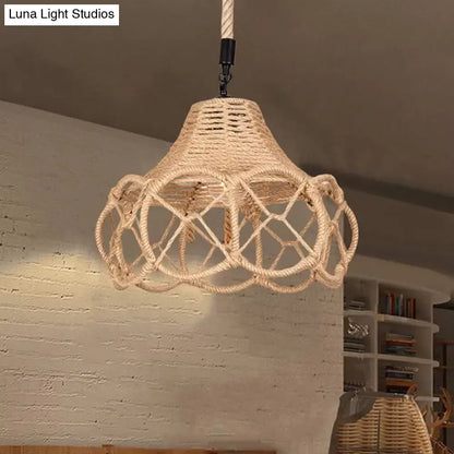 Hand-Knit Hemp Rope Floral Pendant Light - Brown Lodge Single-Bulb Fixture