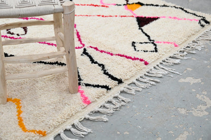 Handmade Moroccan Azilal Rug - 228x152cm - Moroccan Rugs