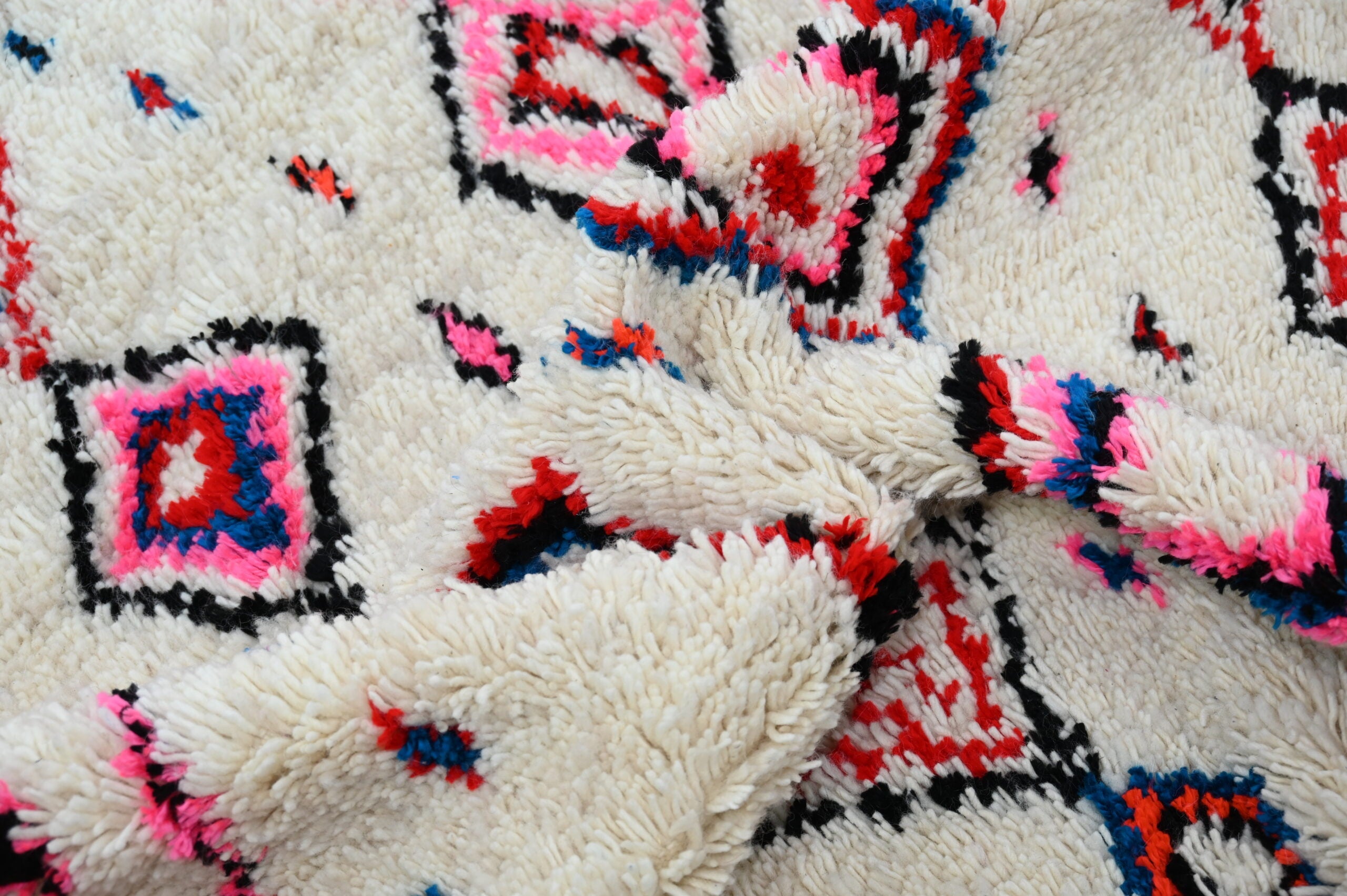 Handmade Moroccan Azilal Rug - 230x154cm