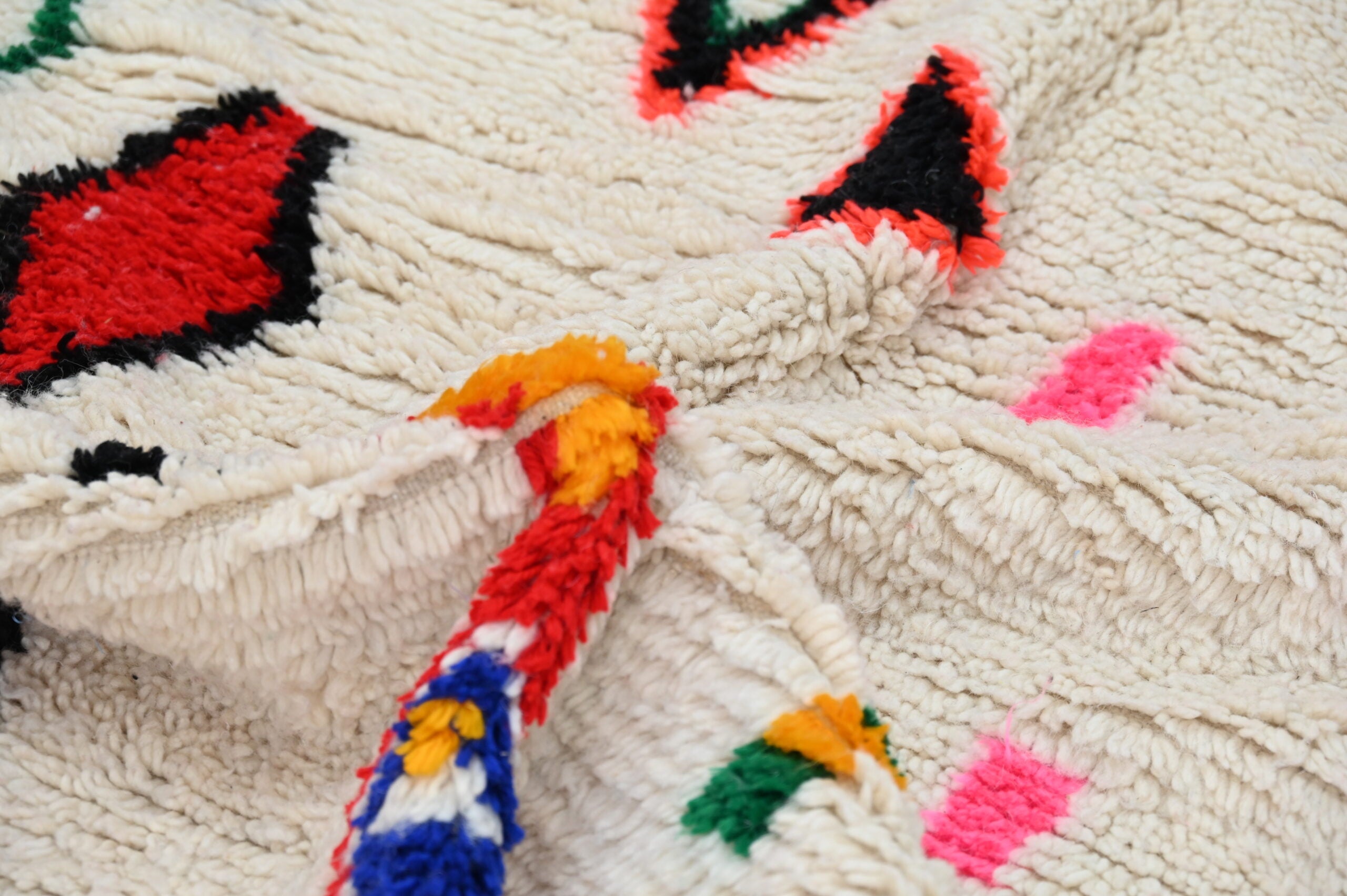 Alfombra Azilal marroquí hecha a mano 231x131cm