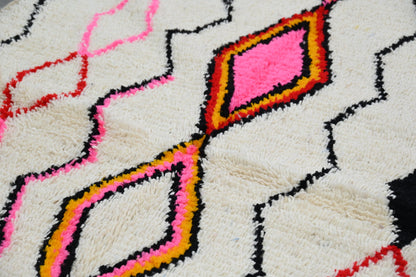 Handmade Moroccan Azilal Rug 240x150cm - Moroccan Rugs