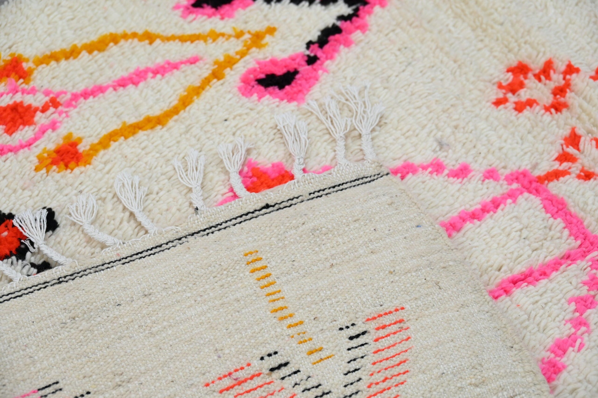 Handmade Moroccan Azilal Rug - 245x141cm - Moroccan Rugs