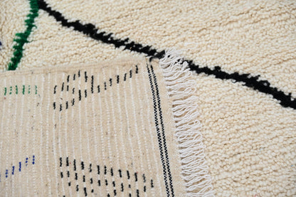 Handmade Moroccan Azilal Rug - 250x141 cm - Moroccan Rugs