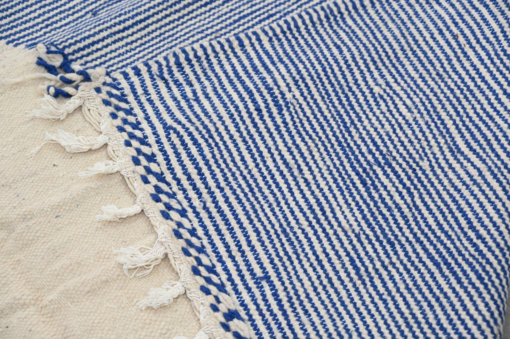 Handmade Moroccan Azilal Rug 306x177cm - Moroccan Rugs