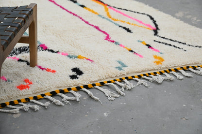 Handmade Moroccan Azilal Rug 315x194 cm - Moroccan Rugs