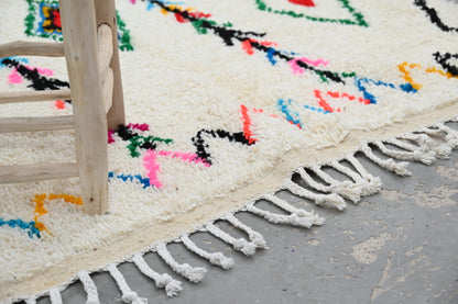 Handmade Moroccan Traditional Azilal Rug 240x150cm - Moroccan Rugs