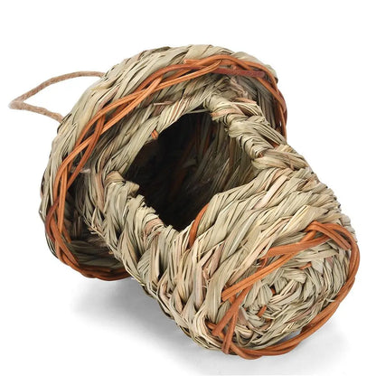 Handwoven Parrot Bird Nest for Outdoor Gardens
