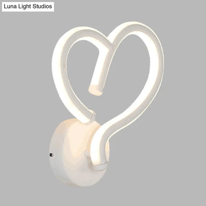 DecorBites™ Heart-Shaped LED Acrylic Wall Sconce in Warm/White Light - Contemporary Design