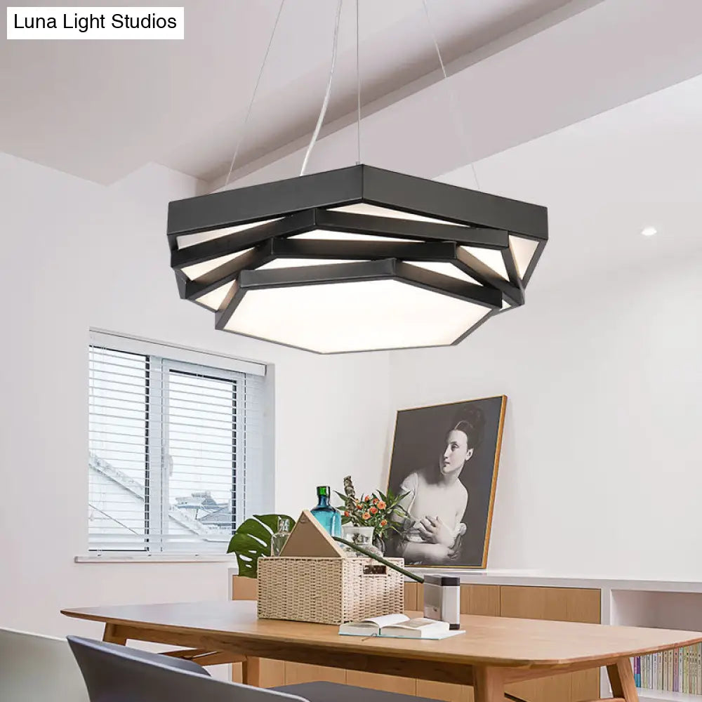 Lámpara de araña LED hexagonal con diseño modernista y pantalla acrílica - Iluminación colgante escalonada