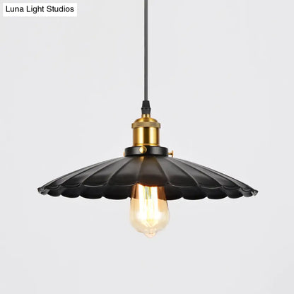 Industrial Black Iron Pendant Light with Conical Shade – Single-Bulb Suspension for Restaurants