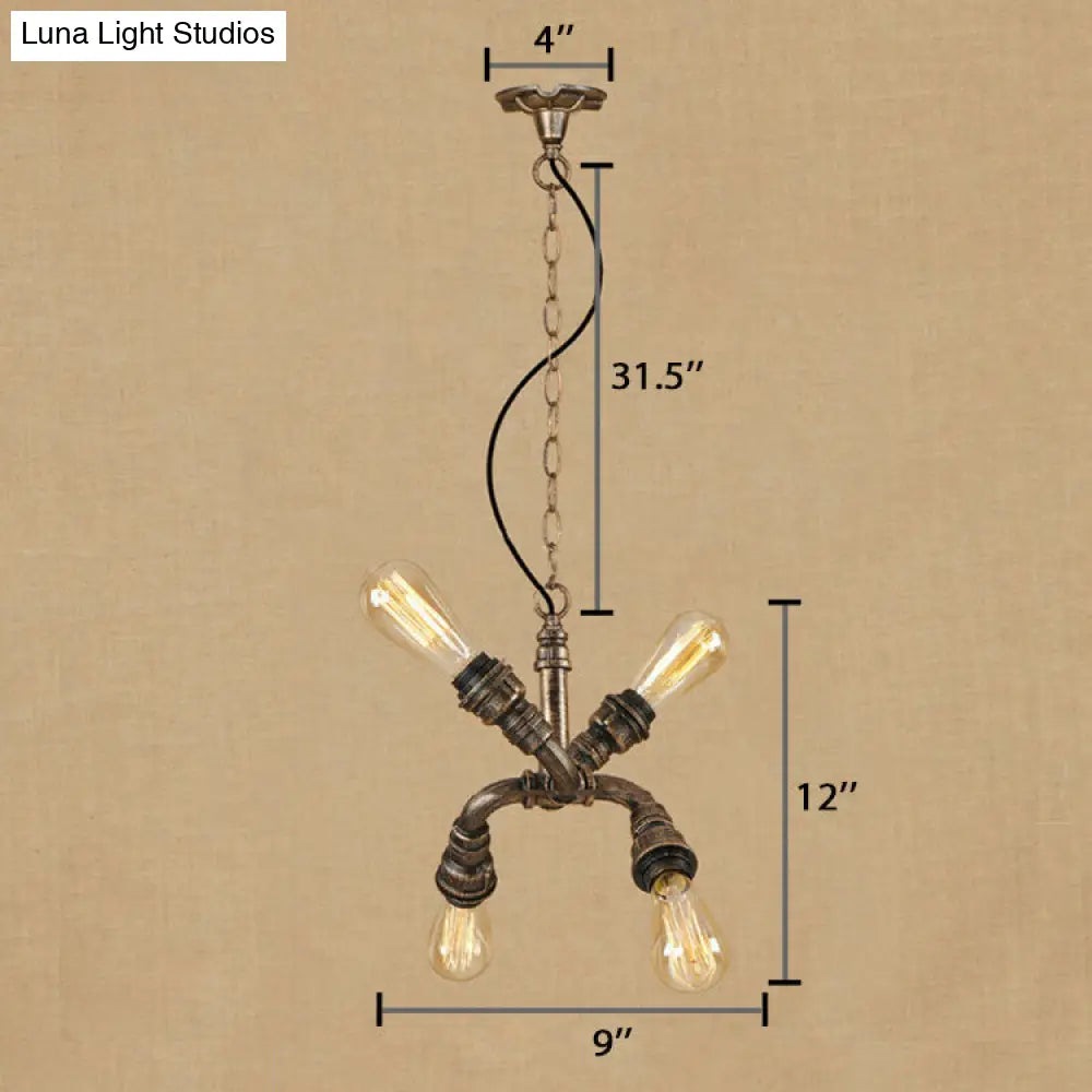 ثريا صناعية بمصابيح مكشوفة - تركيبات معلقة من الحديد المطاوع بأربعة رؤوس بتصميم أنبوب مياه باللون البرونزي/البرونزي القديم