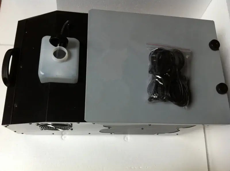 Industrial gray 3000w low lying fog machine with black and gray body and white plastic tank for ground stage decor