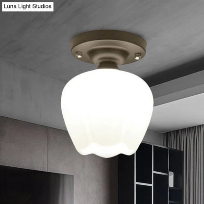 مصباح DecorBites™ الصناعي شبه المسطح - وعاء زجاجي أسود أوبال لإضاءة الممر