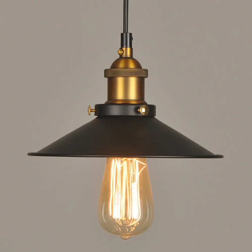 Industrial Style Metal Cone Pendant Lamp in Black