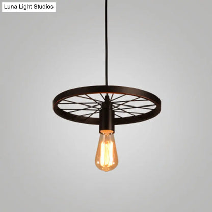 Industrial Style Metallic Multi-Light Pendant with Wheel Design - Perfect for Restaurants