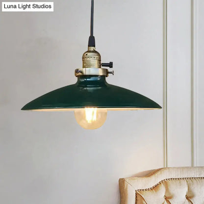 Industrial Style Saucer Metal Pendant Ceiling Light in Black/White for Living Room