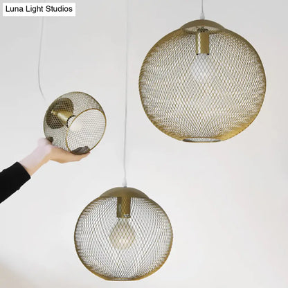 Iron Wire Spherical Pendant Light - Loft Style Ceiling Lamp in Gold for Clothing Stores - 1 Bulb Suspension.