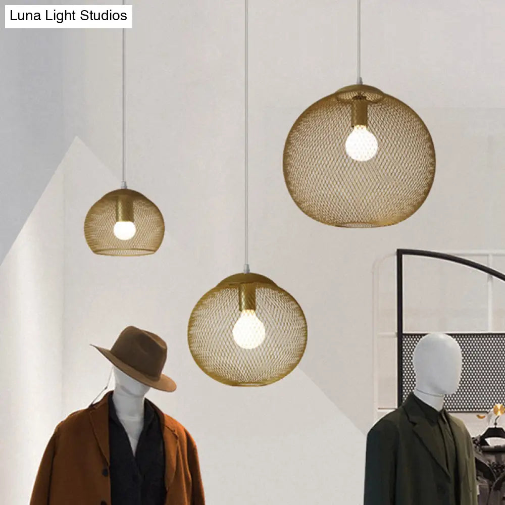 Iron Wire Spherical Pendant Light - Loft Style Ceiling Lamp in Gold for Clothing Stores - 1 Bulb Suspension.