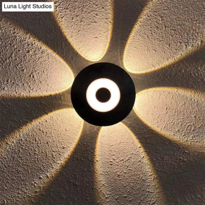 DecorBites™ Latoya | LED Outdoor Wall Sconce