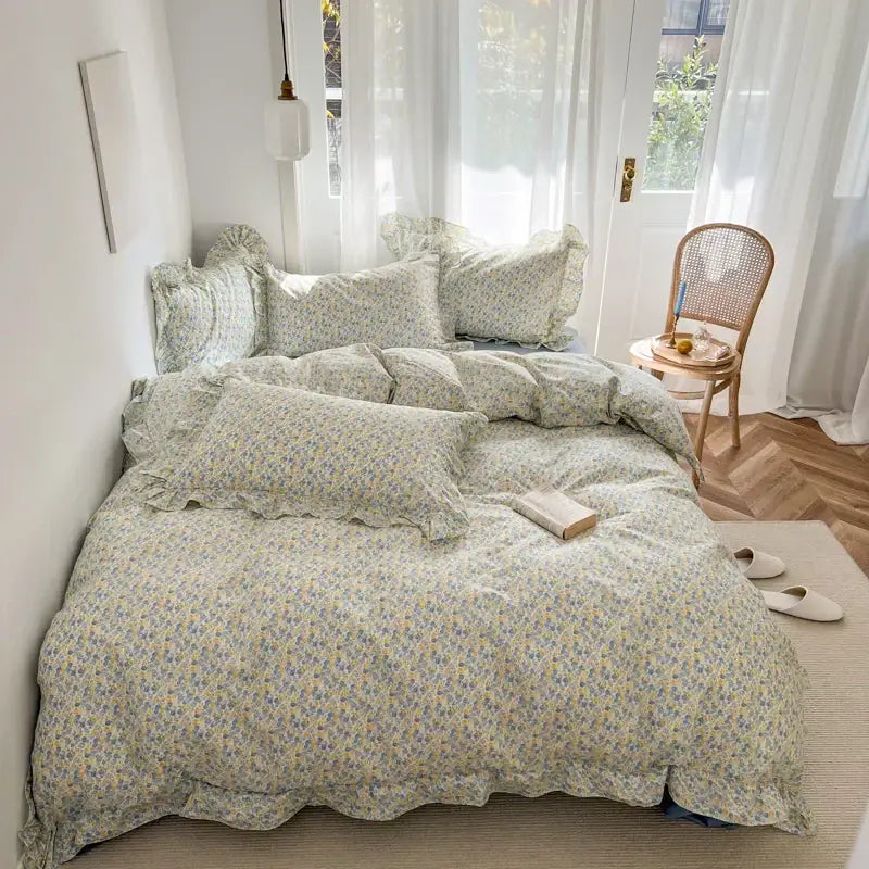Lavender floral ruffled bedding set featuring soft pastel gardenia print princess hues in a decorbites gardenia print design