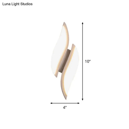 DecorBites™ DecorBites™ Leaf LED Wall Sconce: Simplicity meets Acrylic White Lighting in Warm/White Light