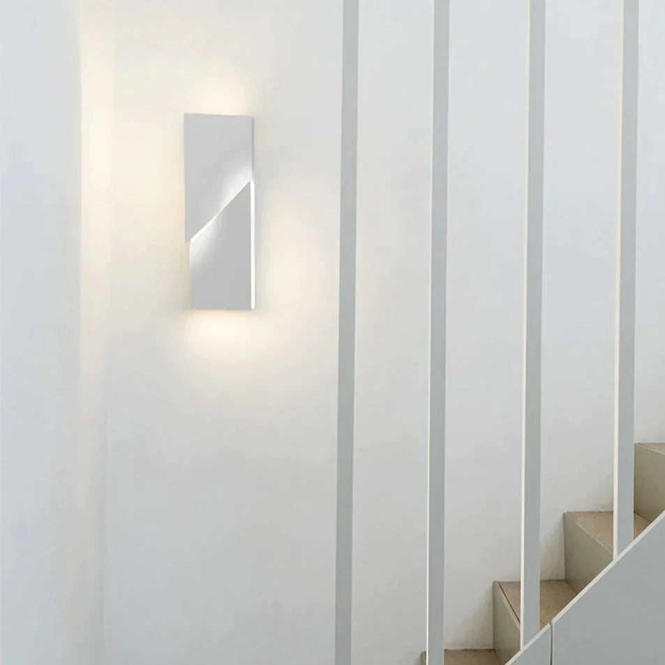 DecorBites™ Leanne | Geometric Wall Lamp