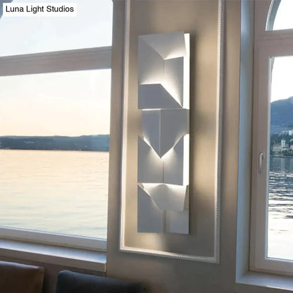 DecorBites™ Leanne | Geometric Wall Lamp