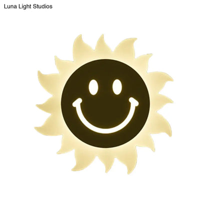 DecorBites™ LED Cloud Wall Sconce in White for Simple Living Room Lighting