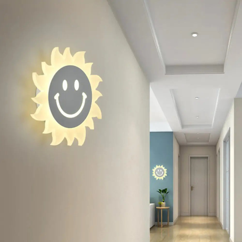 DecorBites™ LED Cloud Wall Sconce in White for Simple Living Room Lighting