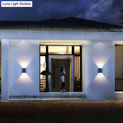 DecorBites™ LED Minimalist Metal Terrace Wall Mount Light in Black - Rectangular Shape for Modern Wall Lighting Ideas