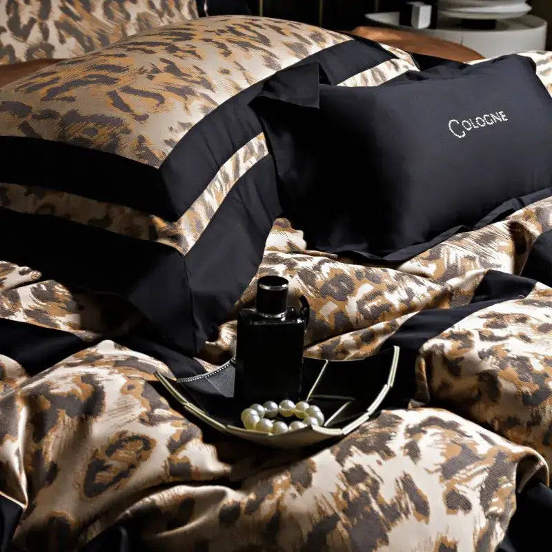 Black pillow with cologne embroidered in silver thread from decorbites leopard jacquard black gold lyocell cotton bedding set