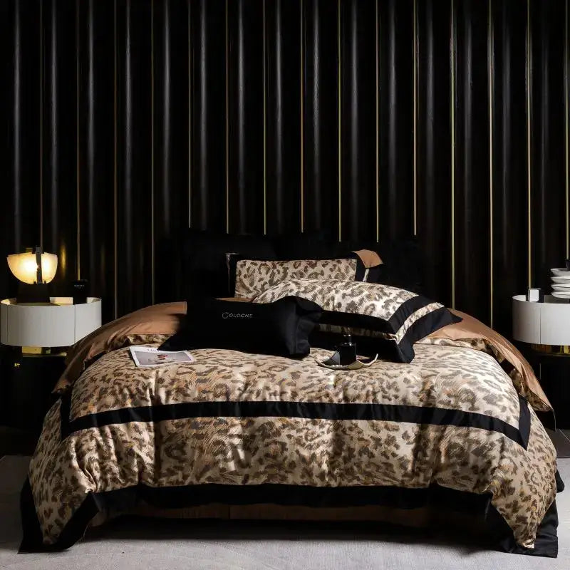 Elegant black and gold leopard jacquard bedding set with satin trim made from lyocell cotton for decorbites