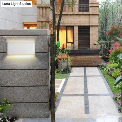 DecorBites™ Luna | Outdoor Wall Light