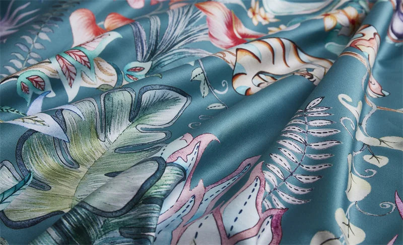 Luxury Egyptian Cotton Bedding Set - Flamingo & Leaf