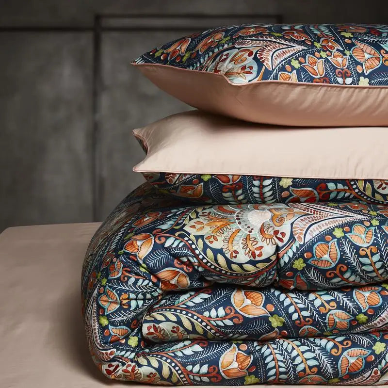 Luxury Egyptian Cotton Bedding Set - Flamingo Leaf Print