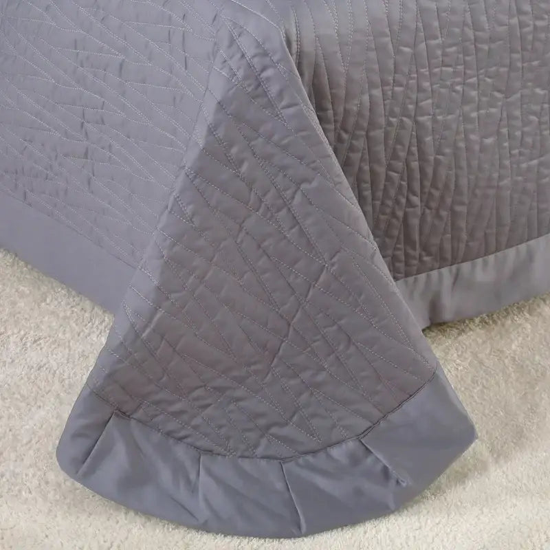 Luxury gray textured egyptian cotton quilt set with diamond-stitched pattern and ruffled hem cotton quilt set