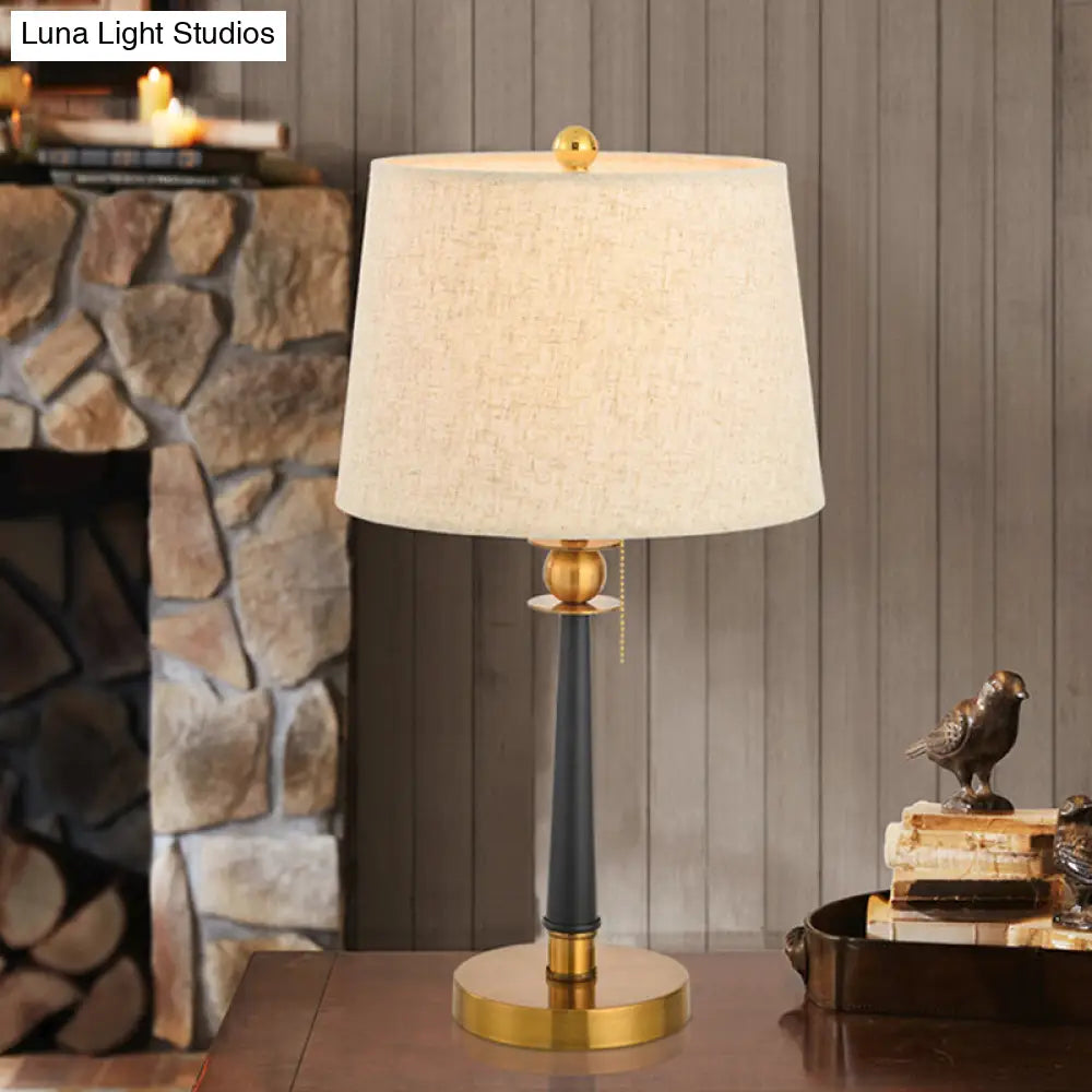 Marta - Traditional 1-Bulb Fabric Night Lighting Traditional Gold Barrel Bedside Table Light with Pull Chain