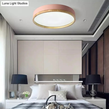 DecorBites™ DecorBites™ Metal Flush Mount LED Ceiling Lamp with Wooden Rim - Elegant Round Design